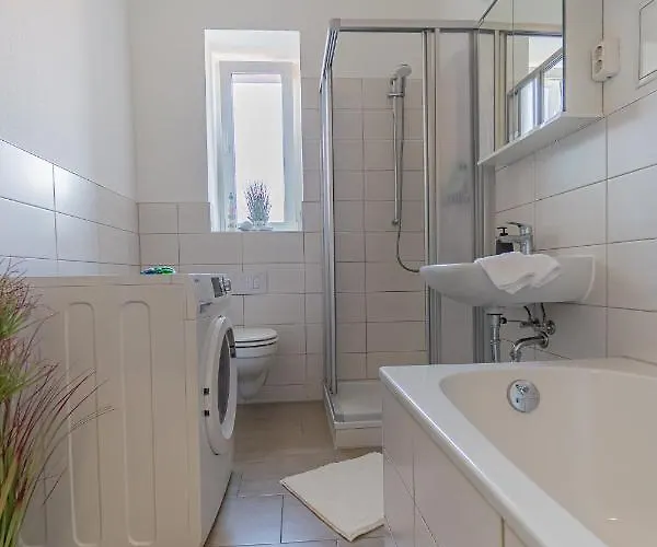 Ostseeapartment_80m2_3xschlafzimmer_2xparkplatz_netflix_waschtrockner Διαμέρισμα Κότμπους